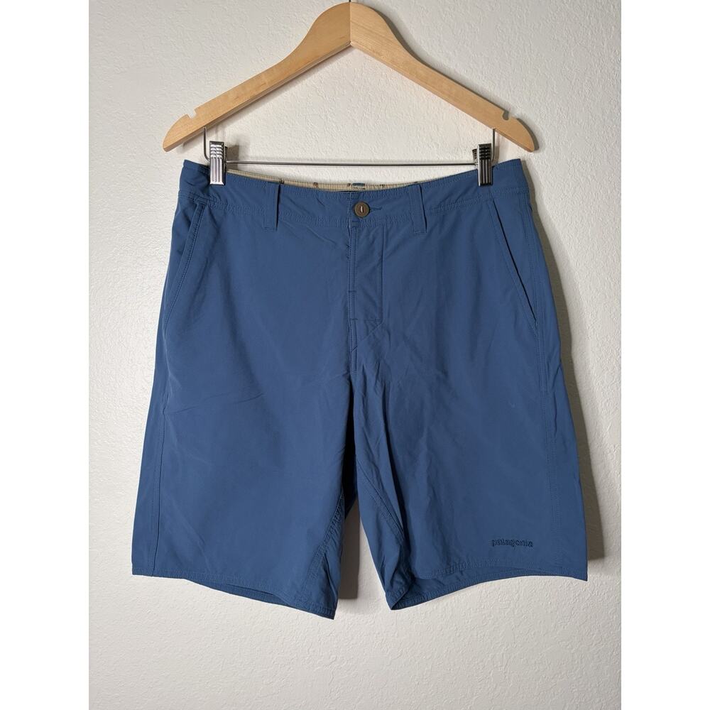 Patagonia Stretch Wavefarer Walk Blue Short Men's Size 33 Outdoor